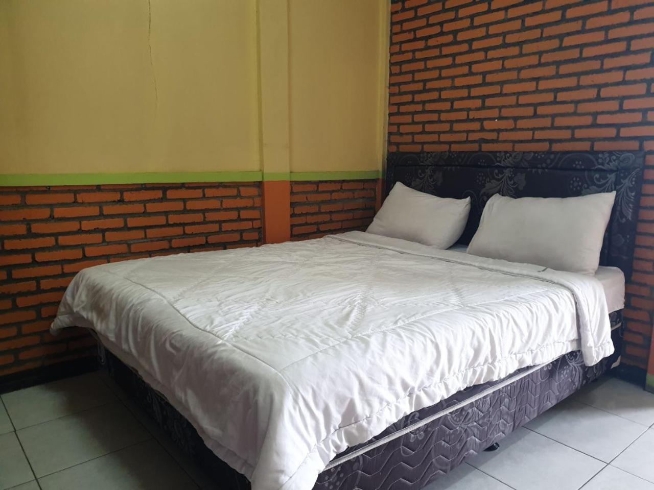 Bromo Holiday Guest House Ngadisari Buitenkant foto
